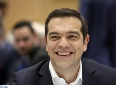 Politico: «Με τη Συμφωνία των Πρεσπών ο Τσίπρας ξεπλήρωσε το τρίτο μνημόνιο»